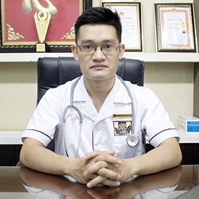 Bác sĩ Trần Hải Long