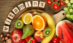 Bổ sung nhóm thực phẩm chứa vitamin C tốt cho người bị viêm amidan