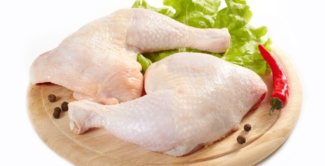Bệnh nhân nên ăn thịt đùi gà vì chứa ít chất béo