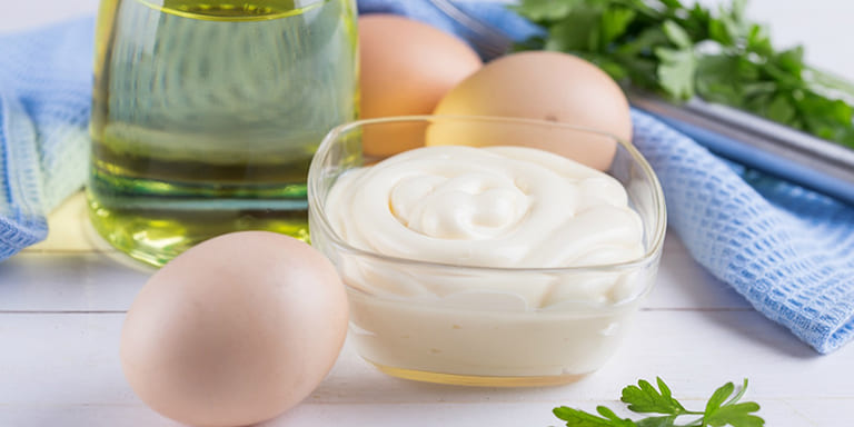 Công thức dưỡng tóc khô xơ tại nhà với mayonnaise 