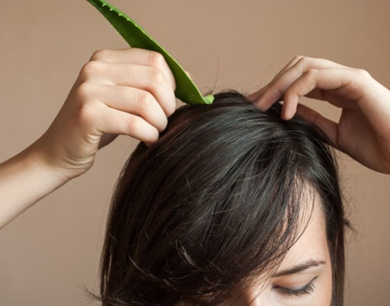 Mách nhỏ cách trị tóc khô xơ bằng dầu dừa cực hiệu nghiệm