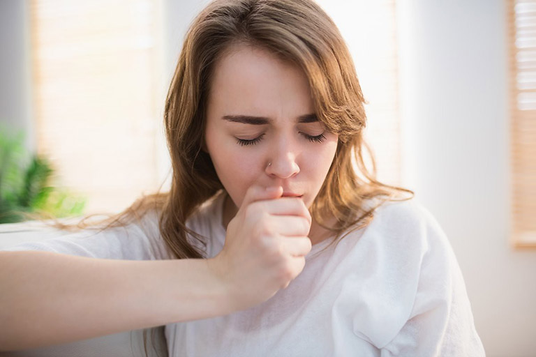 Bệnh viêm họng gây sưng đau niêm mạc họng